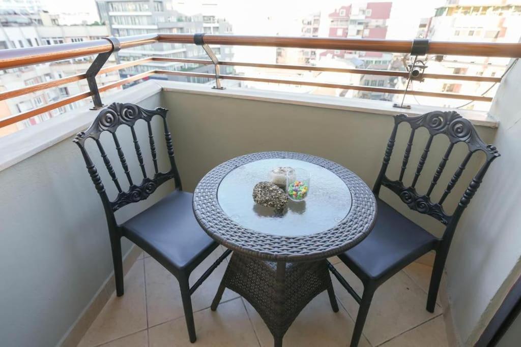 Staycation, City Center Apartment With Balcony Tirana Exterior photo